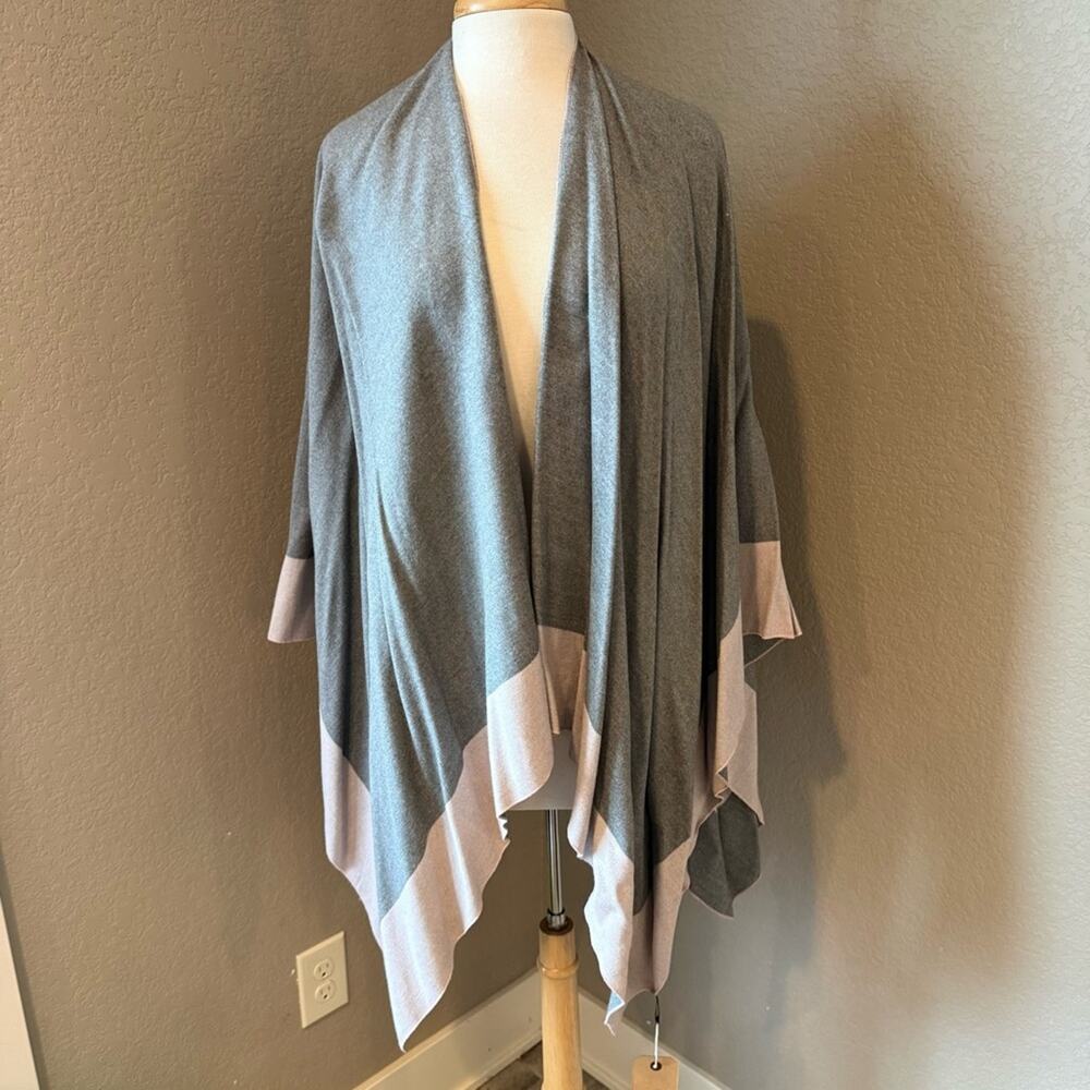Melifluos Reversible Gray Blush Pink Colorblock Shawl Wrap NWT OS